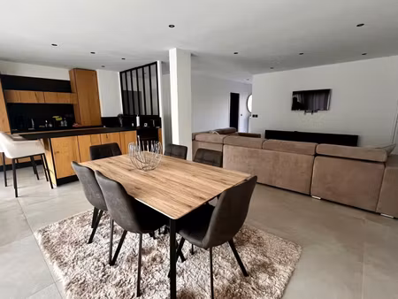 location appartement  87.22 m² t-3 à archamps  2 195 €