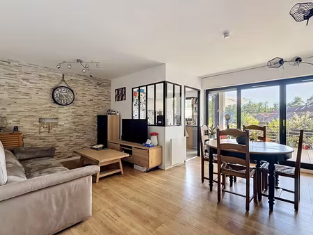 appartement voisins-le-bretonneux 65 m² t-3 à vendre  283 500 €