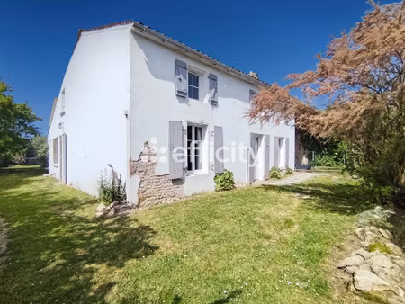 maison 6 pièces - 161 m²
