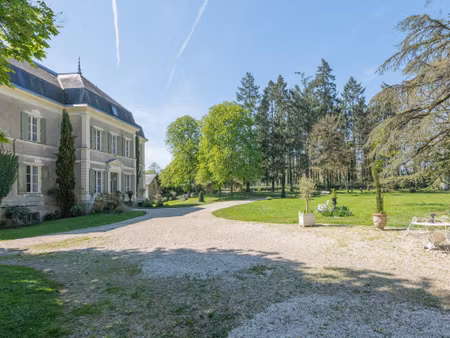 maison 12 pièces - 600 m²