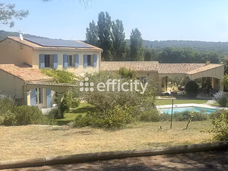 maison 6 pièces - 228 m²