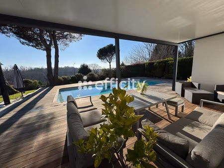 maison 6 pièces - 192 m²