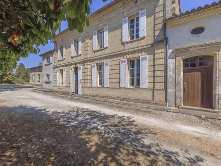 maison 7 pièces - 239 m²