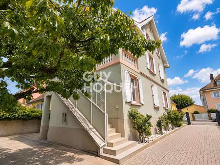 exclusivité - maison de maître d'environ 225m² à vendre à sélestat - fort potentiel