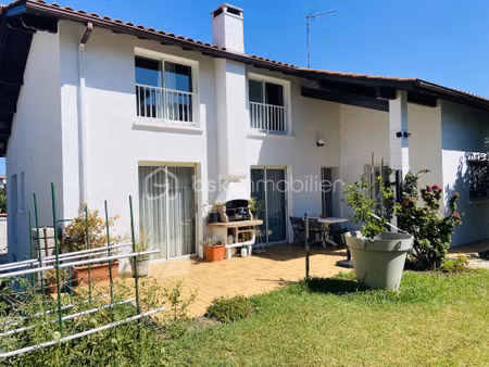 maison de 179 m² à hendaye