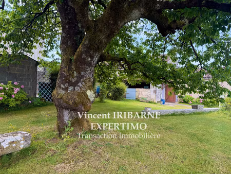 maison type charentaise  3 chambres  garage et jardin