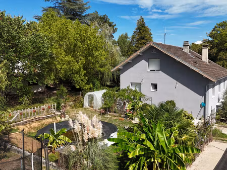 maison familiale 7 chambres avec terrain – neuville-sur-ain