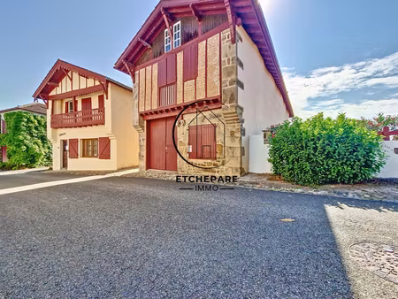 ensemble immobilier composé de 2 maisons