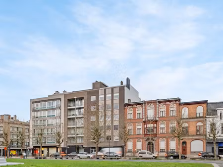 roeselare-stadskern. recent vernieuwde kantoor / praktijk / polyavalente ruimte te huur va