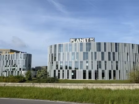 kantoren te huur in planet business center aan the loop in gent