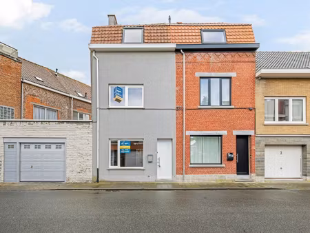 instapklare woning met 3 slaapkamers in het centrum van menen