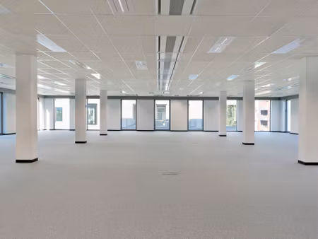the ultimate : moderne kantoorruimte van 734 m² berchem