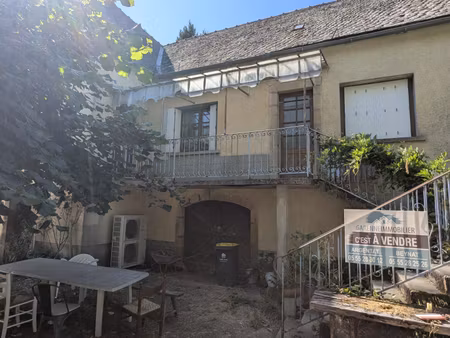 maison familiale avec grange et terrain de 2983m2  fort pote