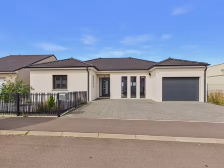 en vente maison 146 m² – 390 000 € |varize