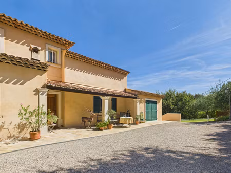 maison à vendre à le cannet-des-maures (83340) - var