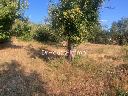 terrain constructible idéalement situé à sanilhac