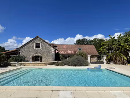 maison de charme avec piscine au calme