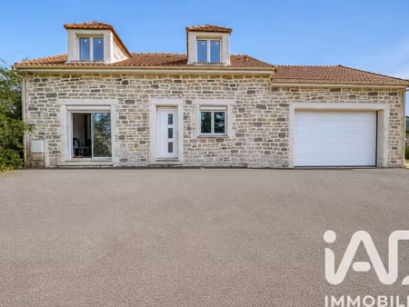 maison à gastins (77370)