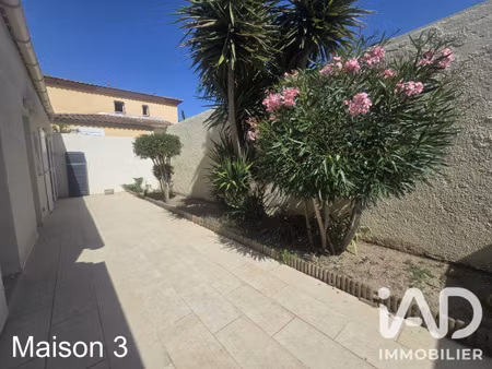 immeuble à milhaud (30540)