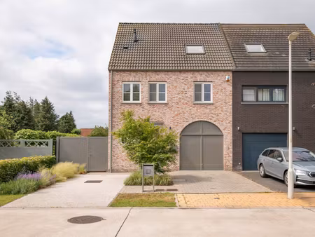 huis te koop in kapellen met 5 slaapkamers