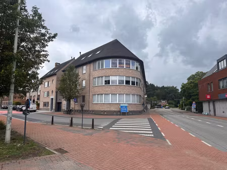 appartement te koop in zandhoven met 5 slaapkamers
