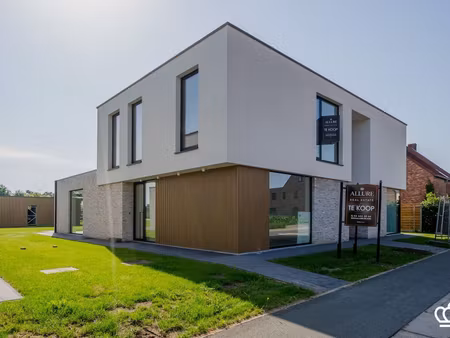 huis te koop in kalmthout met 3 slaapkamers