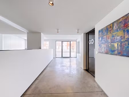 commercieel te koop in roeselare met 5 slaapkamers