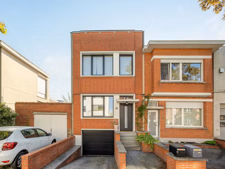 huis te koop in mortsel met 2 slaapkamers