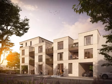 appartement te koop in zwijnaarde met 3 slaapkamers