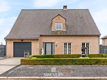 huis te koop in nieuwerkerken met 5 slaapkamers