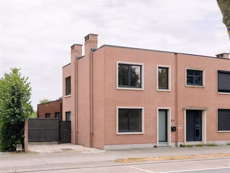 huis te koop in belsele met 3 slaapkamers
