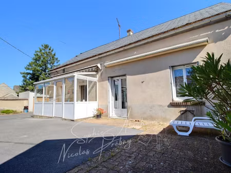 ensemble immobilier avec maison et dépendances  cour et jardin