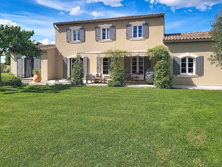 maison 5 pièce(s) 170m2 4 chambres piscine garage 1011m2 jardin