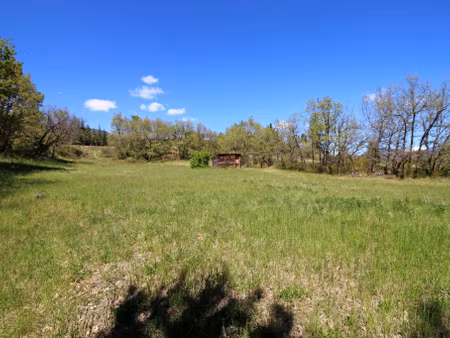 alpes-de-haute-provence : terrain viabilisé 856m2 le brusquet (04 420)