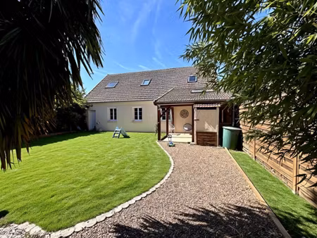 nevers à découvrir très jolie maison 7 pièce(s) 132.41 m2
