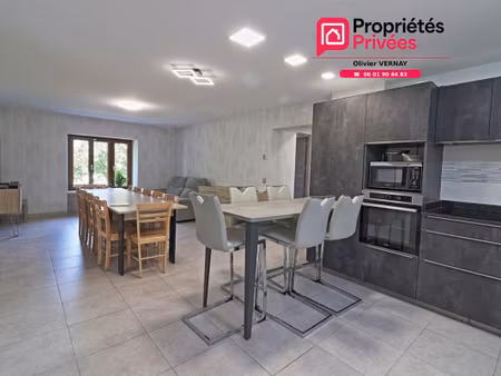 t4 dans maison (3 chambres) entièrement rénové  doussard  89 m² avec jardin  garage  cave 