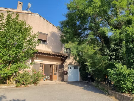 villa traditionnelle 5 pièces 130m2 garage et logement independant
