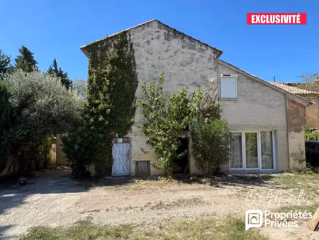 ensemble immobilier avec appartement rénové - travaillan - 220m²