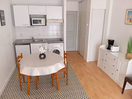 location appartement 1 pièce 25m²