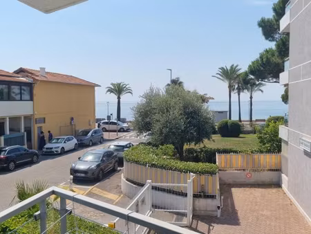 location appartement 2 pièces meublé 45m² cagnes sur mer 06800