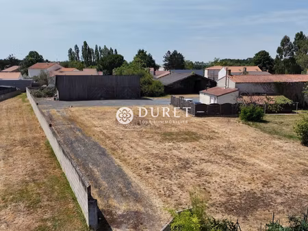 achat terrain 1 300m² montaigu vendee 85600