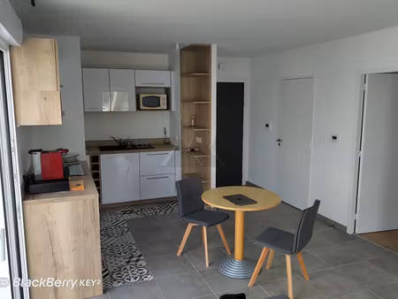 location appartement 2 pièces 40m²