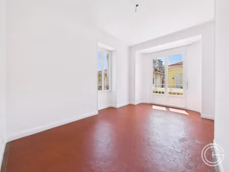 location appartement 3 pièces 76m² nice 06100