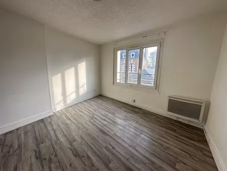 location appartement 1 pièce 19m²