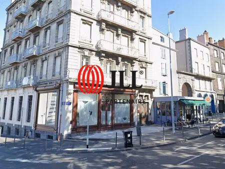 location local professionnel 150m² clermont ferrand 63000