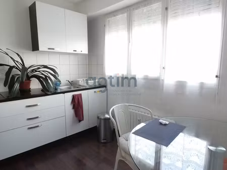 location appartement 1 pièce 33m² montaigu vendee 85600