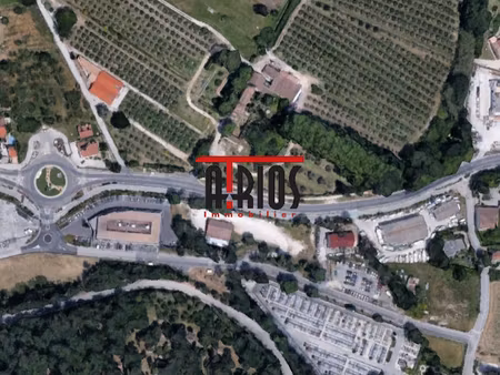 achat local commercial 1 112m² le pradet 83220