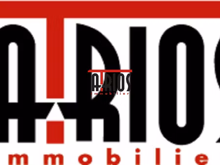 achat local professionnel 2 100m² cuers 83390