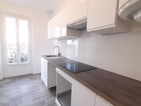 location appartement 3 pièces 44m² corbeil essonnes 91100