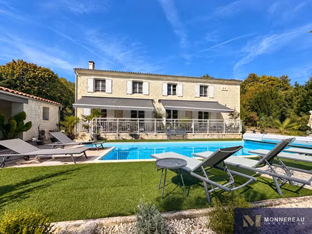 achat maison 9 pièces 240m² saintes 17100